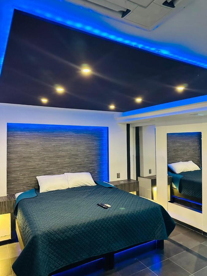 Liebeshotel Ya No Tenemos Servicio Mexiko-Stadt